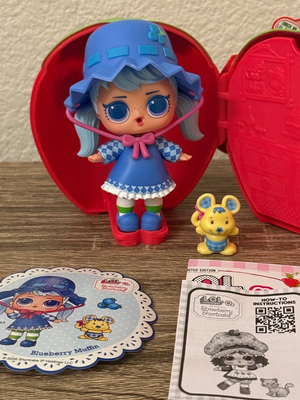 LOL Surprise Loves The World of Strawberry Shortcake Rare Blueberry Muffin